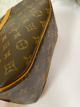 Load image into Gallery viewer, LOUIS VUITTON Blois Monogram