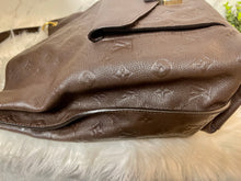 Load image into Gallery viewer, LOUIS VUITTON Metis Hobo Empreinte Leather (New Repair)