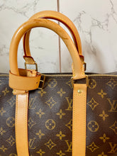 Load image into Gallery viewer, LOUIS VUITTON Keepall 45 Bandoulière Monogram