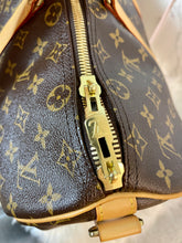 Load image into Gallery viewer, LOUIS VUITTON Keepall 45 Bandoulière Monogram