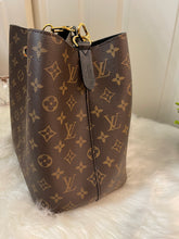 Load image into Gallery viewer, LOUIS VUITTON Black Monogram Canvas Neonoe Bag