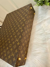 Load image into Gallery viewer, LOUIS VUITTON President Classeur Attache Hard Trunk Case