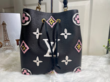 Load image into Gallery viewer, LOUIS VUITTON NéoNoé Bucket Bag Wild At Heart Edition