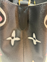 Load image into Gallery viewer, LOUIS VUITTON NéoNoé Bucket Bag Wild At Heart Edition