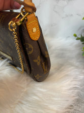 Load image into Gallery viewer, LOUIS VUITTON Monogram Favorite MM