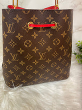 Load image into Gallery viewer, LOUIS VUITTON Red Neonoe Monogram