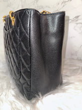 Load image into Gallery viewer, CHANEL Caviar Grand Shopping Tote GST Black