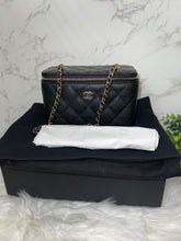 Load image into Gallery viewer, CHANEL Caviar Vanity Case (BRAND NEW 2022)