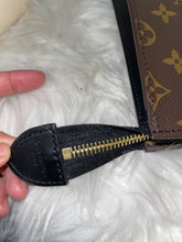 Load image into Gallery viewer, LOUIS VUITTON Poche Toilette (BRAND NEW)
