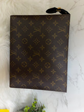 Load image into Gallery viewer, LOUIS VUITTON Poche Toilette (BRAND NEW)