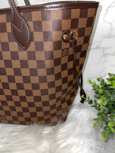 Load image into Gallery viewer, LOUIS VUITTON Damier Ebene Neverfull MM