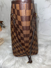 Load image into Gallery viewer, LOUIS VUITTON Damier Ebene Neverfull MM