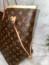 Load image into Gallery viewer, LOUIS VUITTON Monogram Neverfull GM