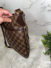 Load image into Gallery viewer, LOUIS VUITTON Bloomsbury Damier Ebene