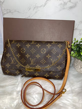 Load image into Gallery viewer, LOUIS VUITTON Monogram Favorite MM