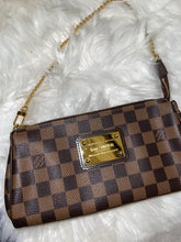 Load image into Gallery viewer, LOUIS VUITTON Damier Ebene Eva Clutch