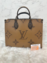 Load image into Gallery viewer, LOUIS VUITTON On-The-Go Reverse MM