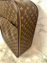 Load image into Gallery viewer, LOUIS VUITTON Monogram Canvas Pegase 45 Cabin Size Luggage