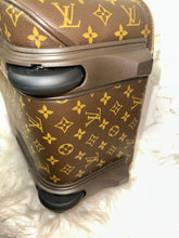 Load image into Gallery viewer, LOUIS VUITTON Monogram Canvas Pegase 45 Cabin Size Luggage