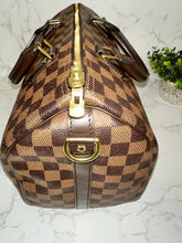 Load image into Gallery viewer, LOUIS VUITTON Damier Ebene Speedy Bandoulière 30