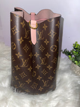 Load image into Gallery viewer, LOUIS VUITTON NeoNoe MM Monogram Canvas Rose Poudre