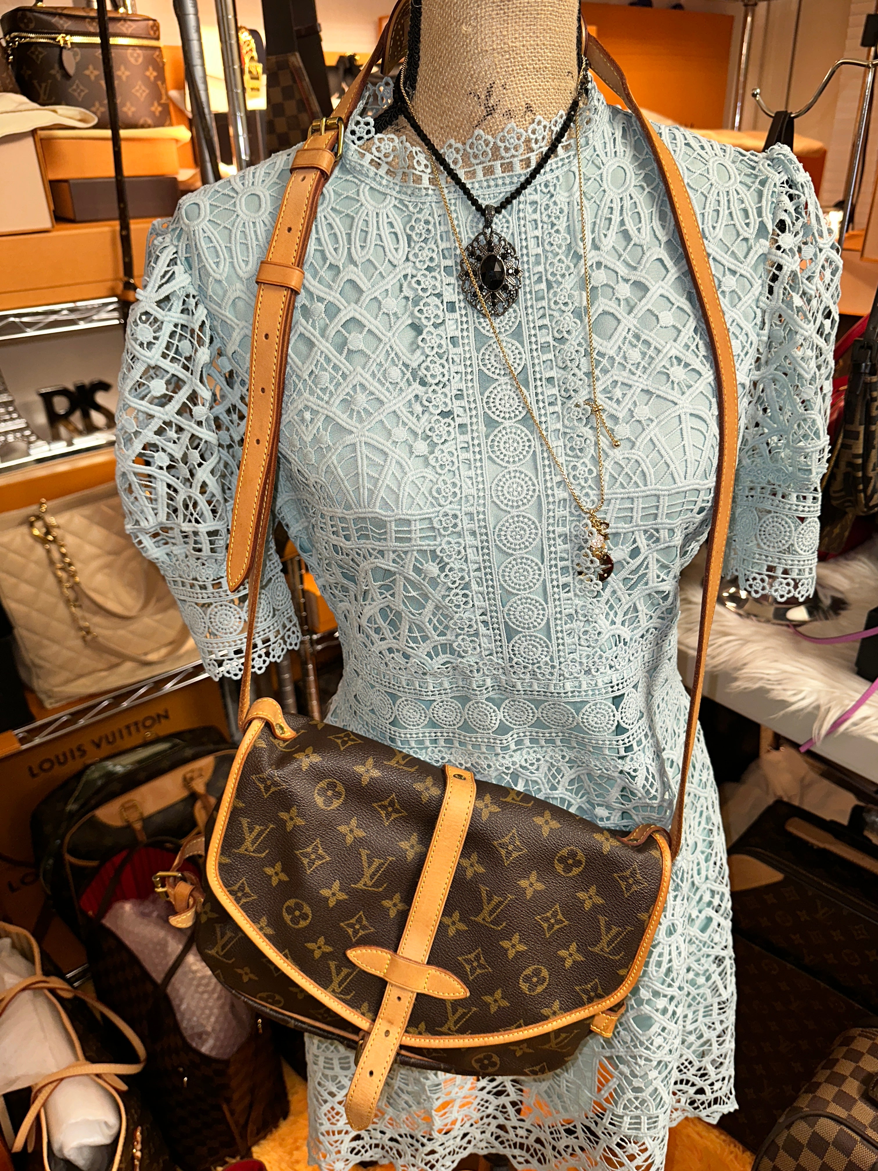 LOUIS VUITTON Monogram Saumur 30 – PearlaaCloset LLC