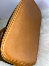 Load image into Gallery viewer, LOUIS VUITTON Monogram Canvas Alma PM