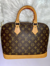 Load image into Gallery viewer, LOUIS VUITTON Monogram Canvas Alma PM