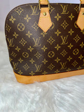 Load image into Gallery viewer, LOUIS VUITTON Monogram Canvas Alma PM