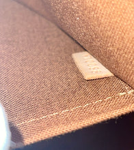 Load image into Gallery viewer, LOUIS VUITTON Monogram Canvas Tivoli PM