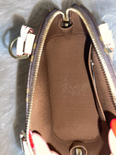 Load image into Gallery viewer, LOUIS VUITTON Alma BB Monogram - Brandnew ( 2021 )