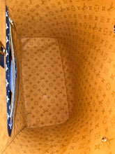 Load image into Gallery viewer, LOUIS VUITTON Monogram Giant Crafty Neverfull MM (Limited Edition)