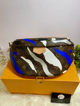 Load image into Gallery viewer, LOUIS VUITTON x League Of Legends Capsule Collection Blue Silver Monogram Bumbag (Limited Edition)