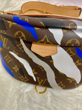 Load image into Gallery viewer, LOUIS VUITTON x League Of Legends Capsule Collection Blue Silver Monogram Bumbag (Limited Edition)