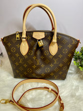 Load image into Gallery viewer, LOUIS VUITTON Boetie PM Monogram