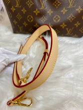 Load image into Gallery viewer, LOUIS VUITTON Boetie PM Monogram