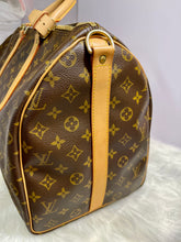 Load image into Gallery viewer, LOUIS VUITTON Keepall Bandouliere 50 Monogram