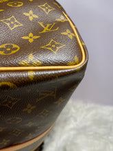 Load image into Gallery viewer, LOUIS VUITTON Keepall Bandouliere 50 Monogram
