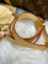 Load image into Gallery viewer, LOUIS VUITTON Keepall Bandouliere 50 Monogram