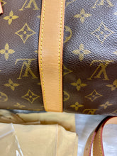 Load image into Gallery viewer, LOUIS VUITTON Keepall Bandouliere 50 Monogram