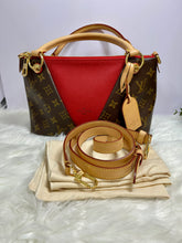 Load image into Gallery viewer, LOUIS VUITTON V Tote