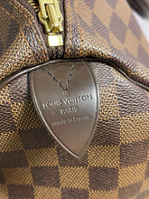 Load image into Gallery viewer, LOUIS VUITTON Damier Ebene Speedy 35