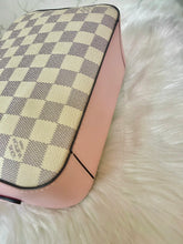 Load image into Gallery viewer, LOUIS VUITTON Damier Azur Saingtogne Eau de Rose