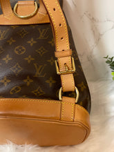 Load image into Gallery viewer, LOUIS VUITTON Monstsouris MM