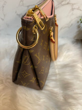 Load image into Gallery viewer, LOUIS VUITTON Pallas BB