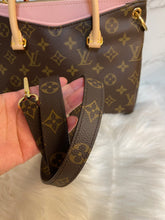 Load image into Gallery viewer, LOUIS VUITTON Pallas BB