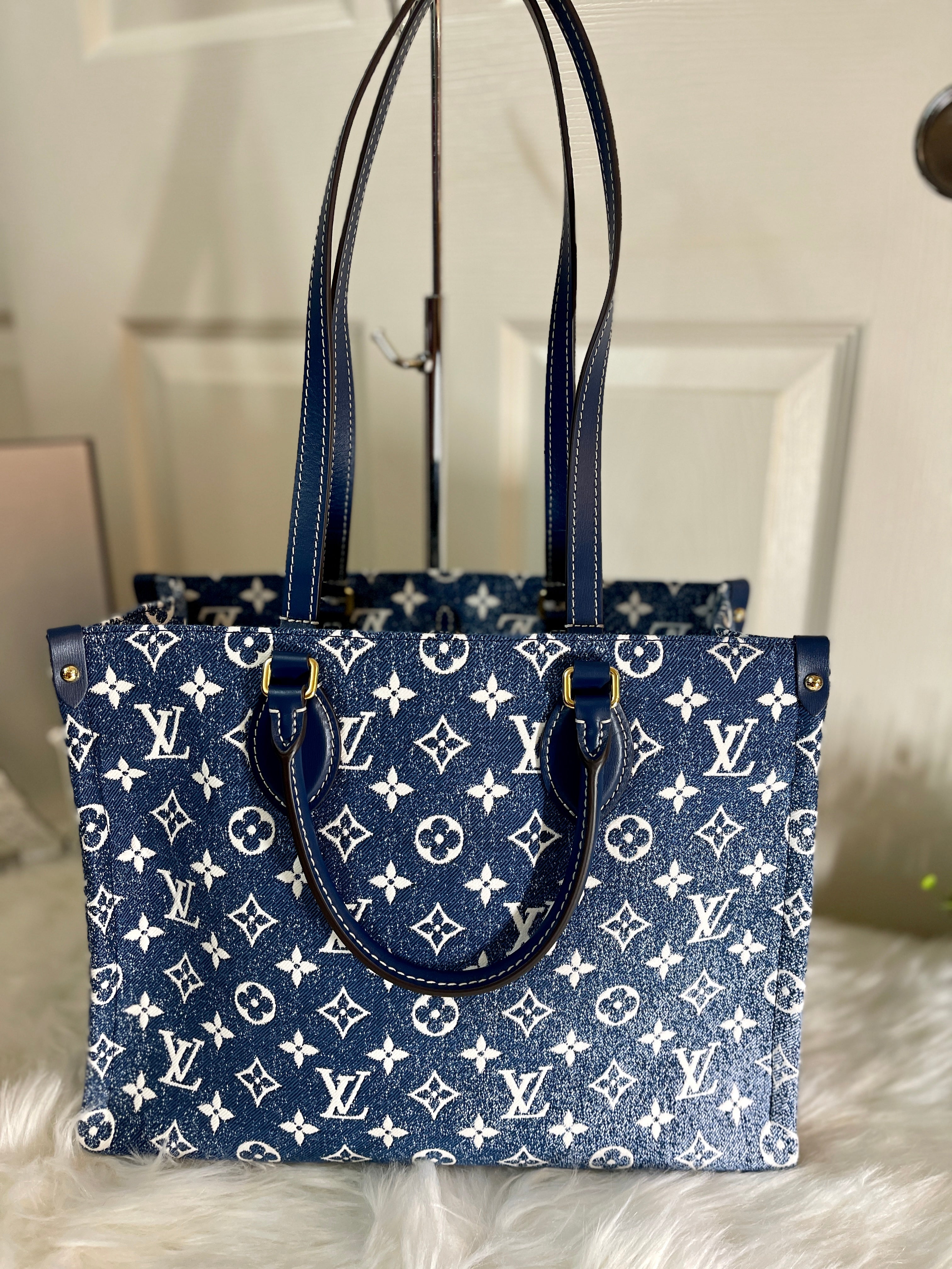 Louis Vuitton LV OnTheGo MM tote bag denim Grey ref.722426 - Joli Closet