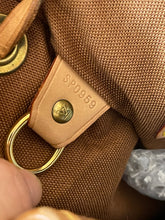 Load image into Gallery viewer, LOUIS VUITTON Monstsouris MM