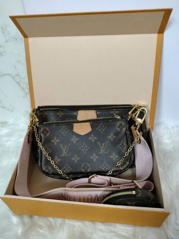 LOUIS VUITTON Monogram Multi Pochette Accessoires Rose Clair