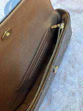 Load image into Gallery viewer, LOUIS VUITTON
Monogram Canvas Ivy Bag
